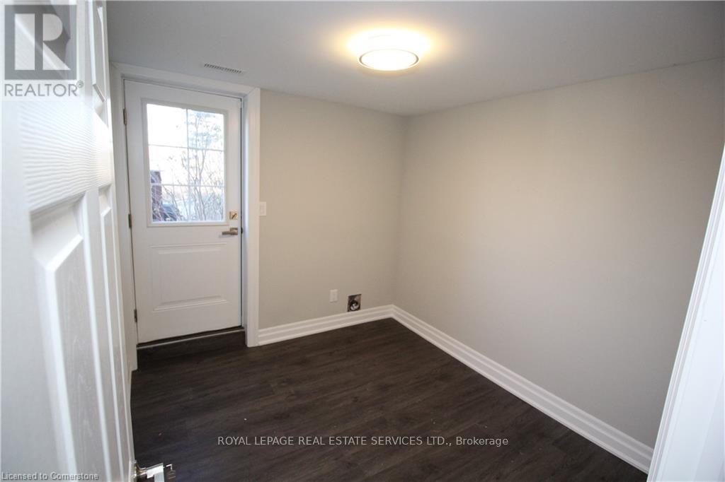 












31 GLOVER ROAD

,
Hamilton,




Ontario
L8W3S8

