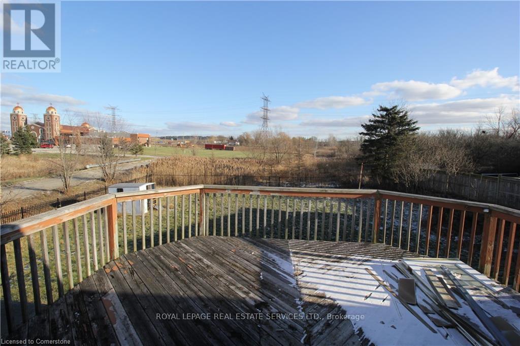 












31 GLOVER ROAD

,
Hamilton,




Ontario
L8W3S8

