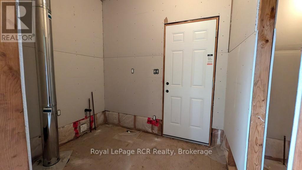 












797139 EAST BACK LINE

,
Chatsworth,




Ontario
N0H1R0

