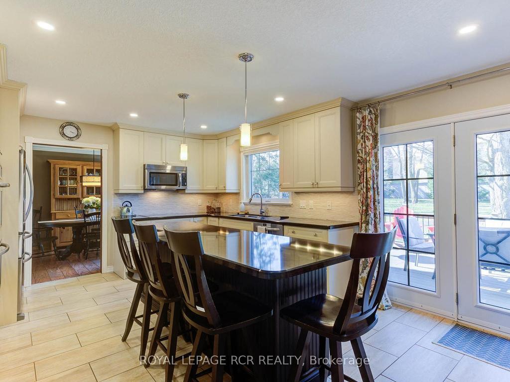 









117


Birch

Grove,
Shelburne,




ON
L9V 2W3

