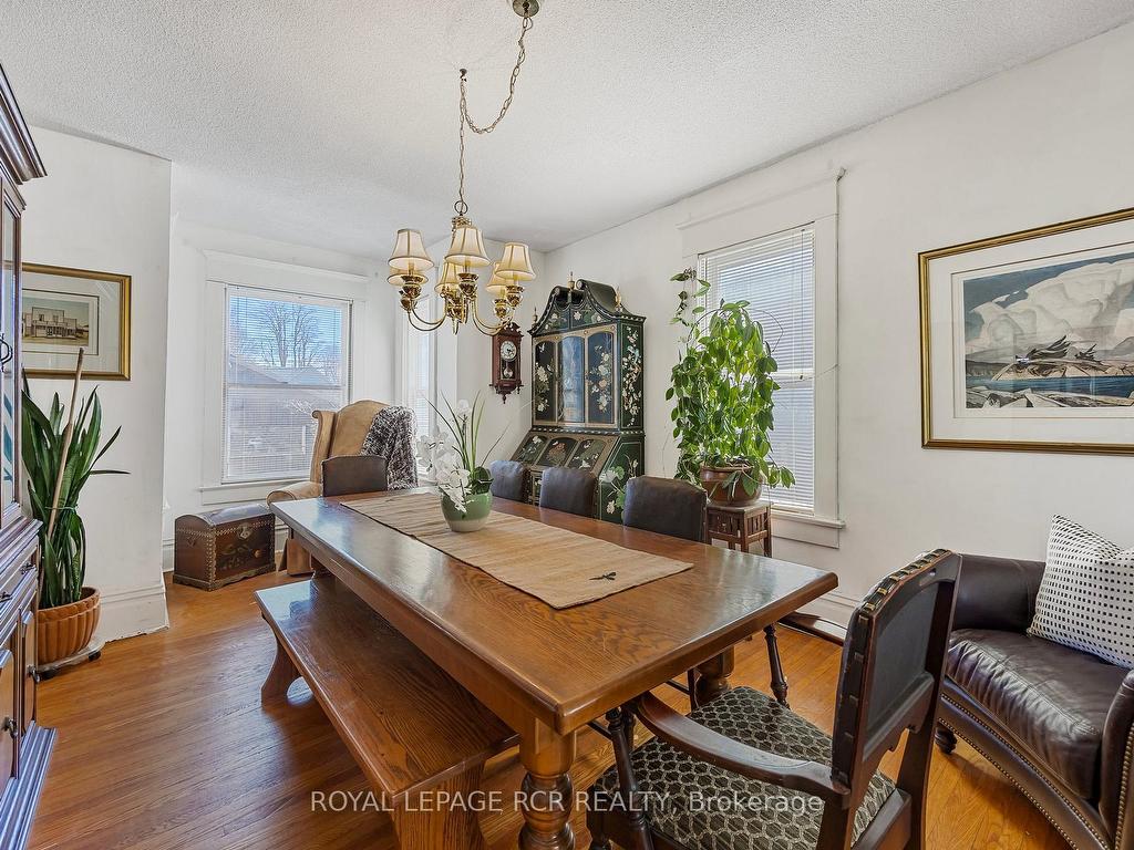 









317


Main

Street East,
Shelburne,




ON
L9V 2Y7

