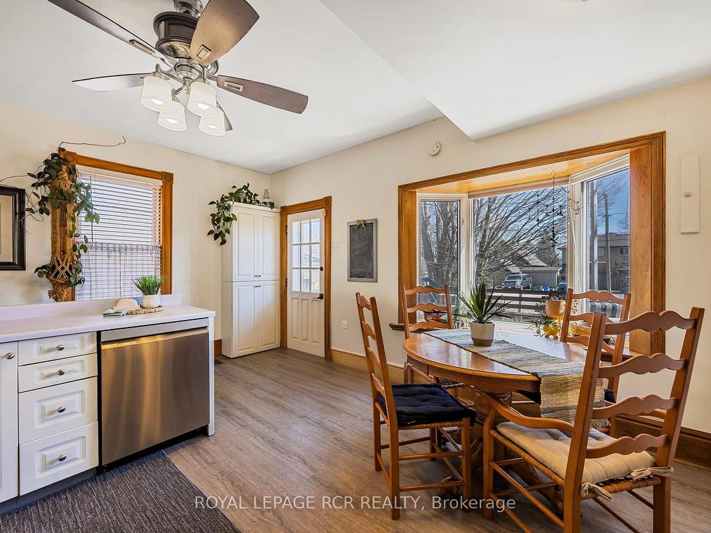 









317


Main

Street East,
Shelburne,




ON
L9V 2Y7

