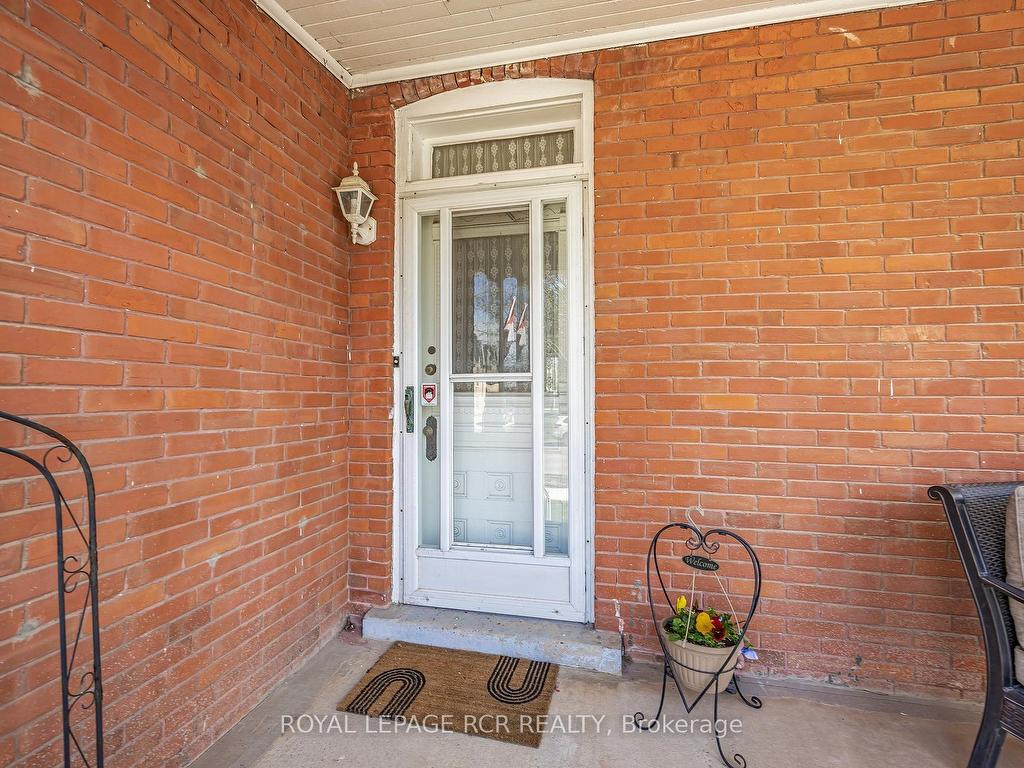 









317


Main

Street East,
Shelburne,




ON
L9V 2Y7

