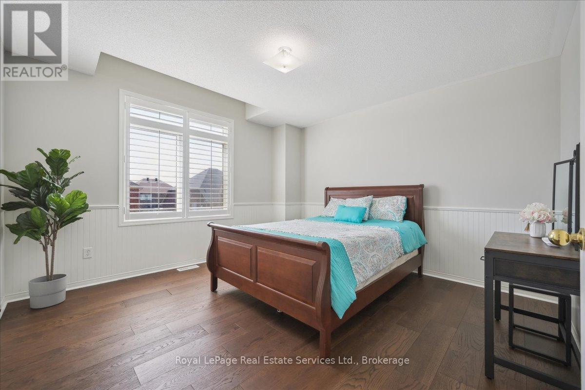 












4737 DEFOREST CRESCENT

,
Burlington (Alton),




Ontario
L7M0K1

