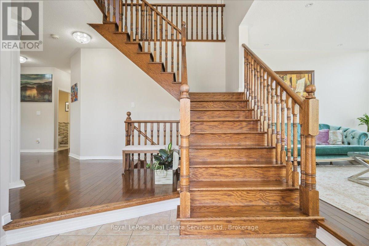 












4737 DEFOREST CRESCENT

,
Burlington (Alton),




Ontario
L7M0K1

