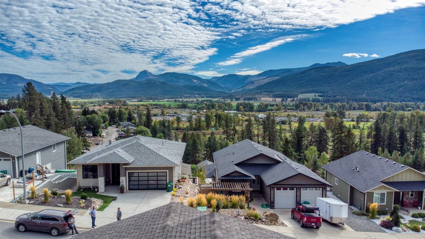 









1768


Gallon

Avenue,
Lumby,




BC
V0E 2G0

