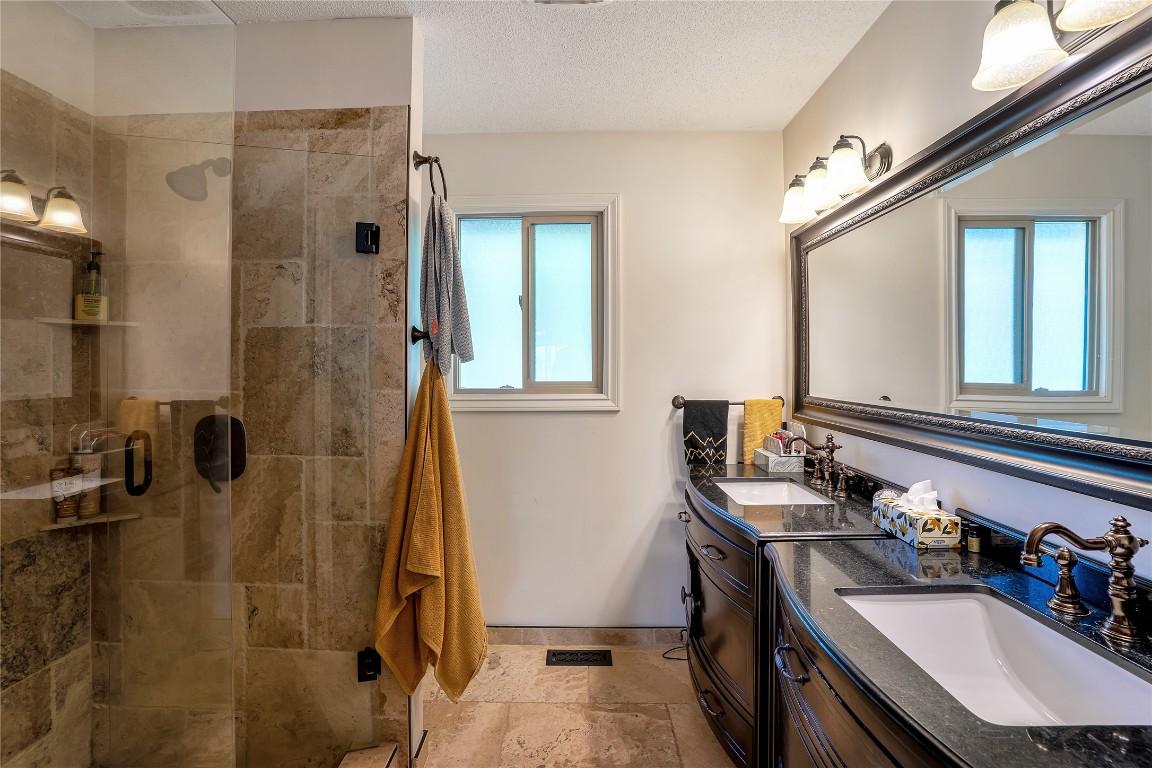 









1095


Toovey

Road,
Kelowna,




BC
V1X 6R2

