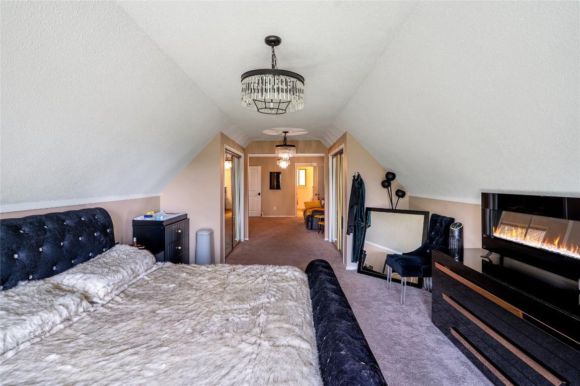 









1095


Toovey

Road,
Kelowna,




BC
V1X 6R2

