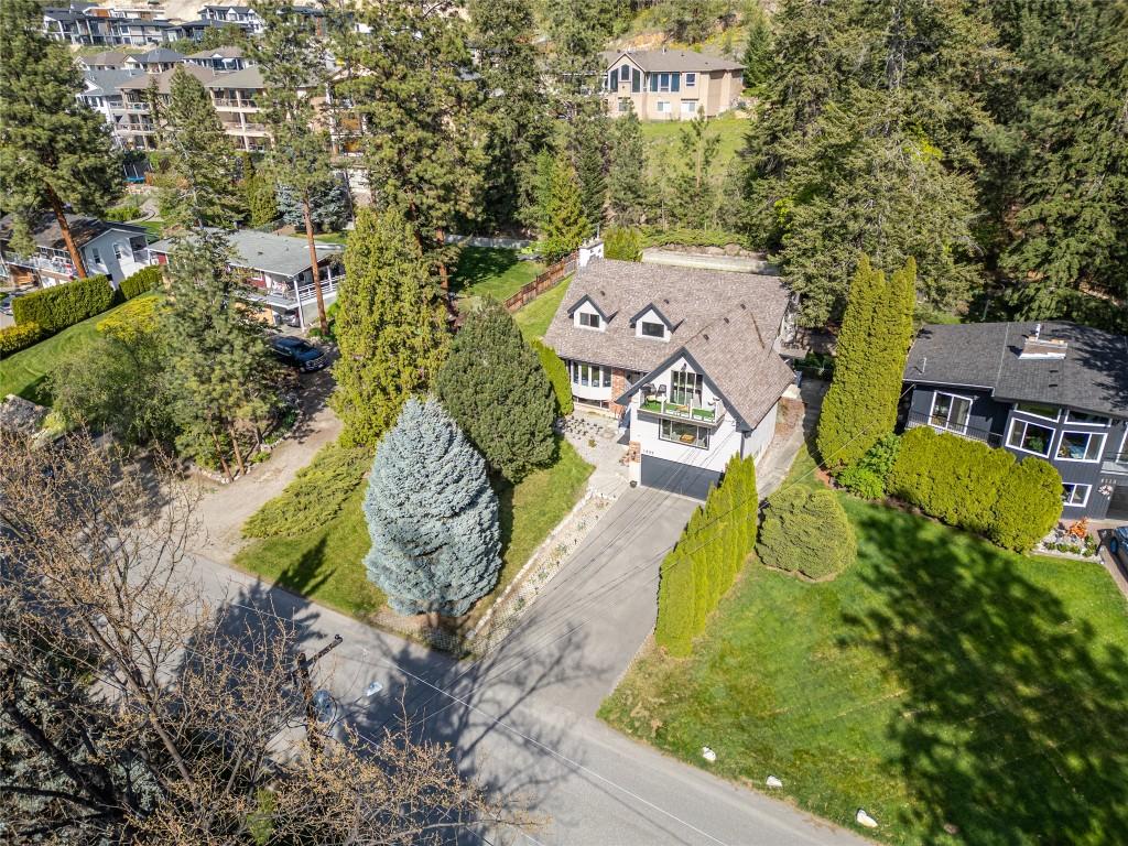 









1095


Toovey

Road,
Kelowna,




BC
V1X 6R2

