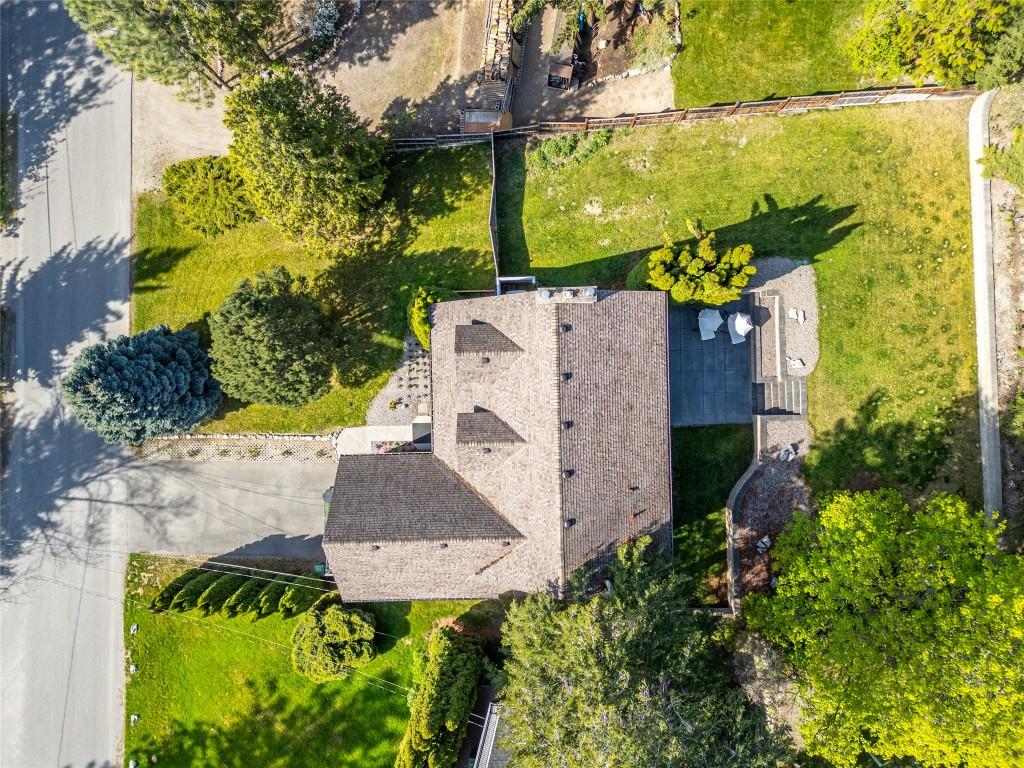 









1095


Toovey

Road,
Kelowna,




BC
V1X 6R2

