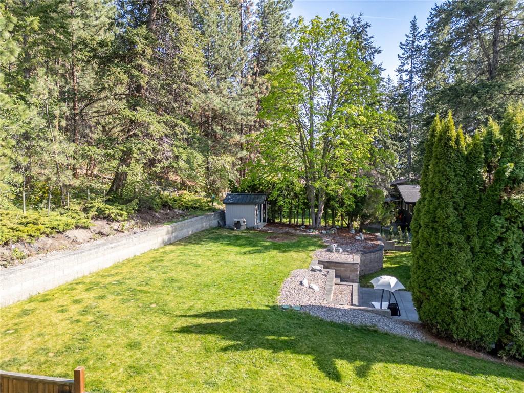 









1095


Toovey

Road,
Kelowna,




BC
V1X 6R2

