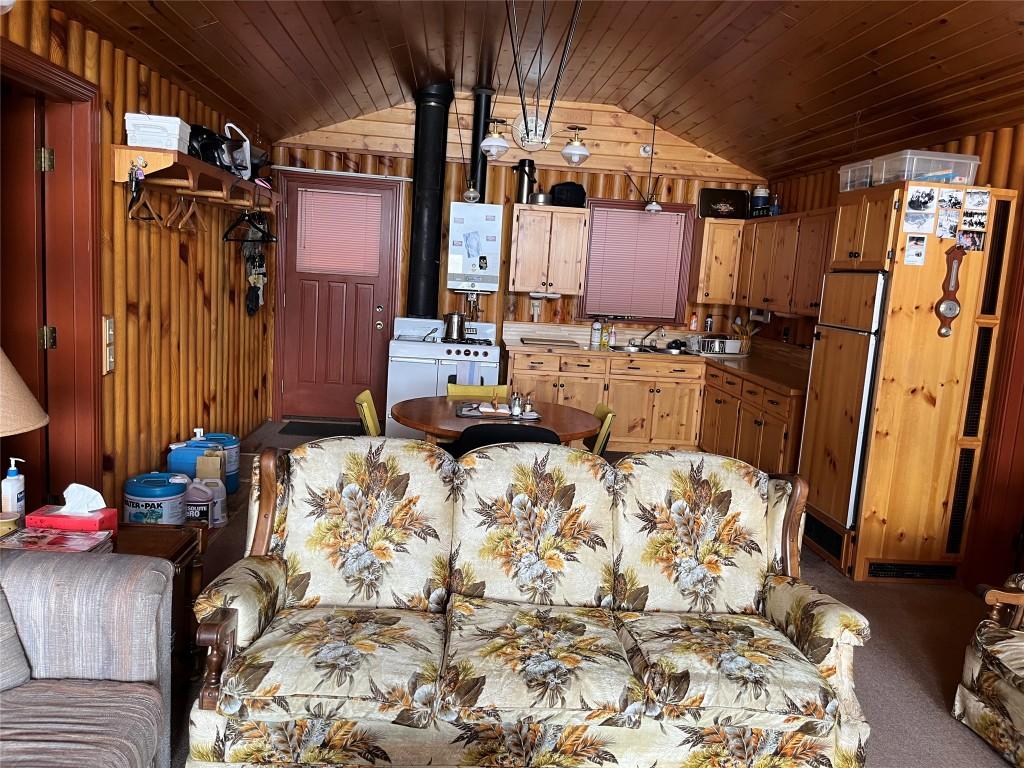 









2701


Peachland Forestry Service

Road,
Peachland,




BC
o0o 0o0

