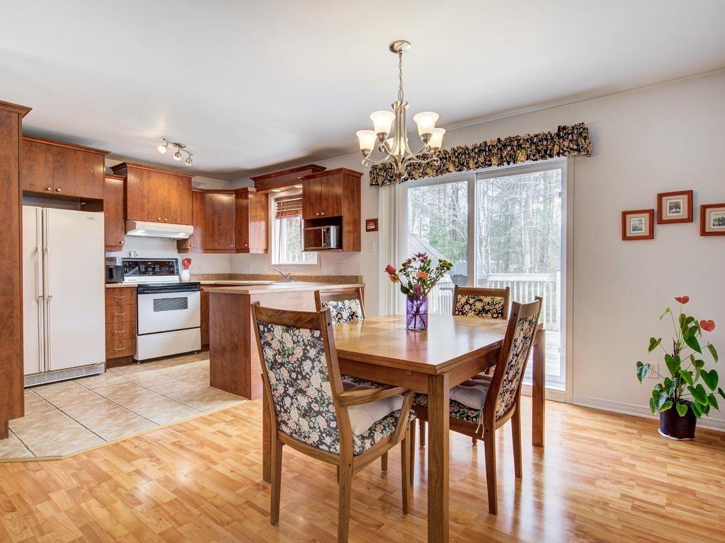 









567


Rue de l'Aviateur

,
Saint-Lin/Laurentides,




QC
J5M2K9

