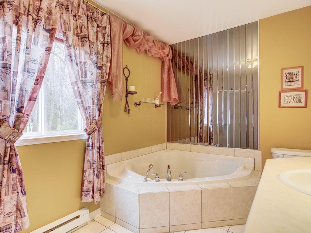 









567


Rue de l'Aviateur

,
Saint-Lin/Laurentides,




QC
J5M2K9

