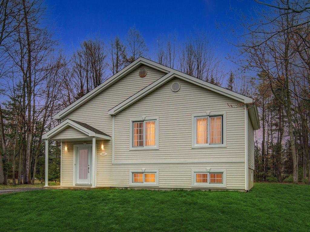 









567


Rue de l'Aviateur

,
Saint-Lin/Laurentides,




QC
J5M2K9

