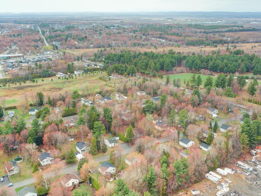 









567


Rue de l'Aviateur

,
Saint-Lin/Laurentides,




QC
J5M2K9

