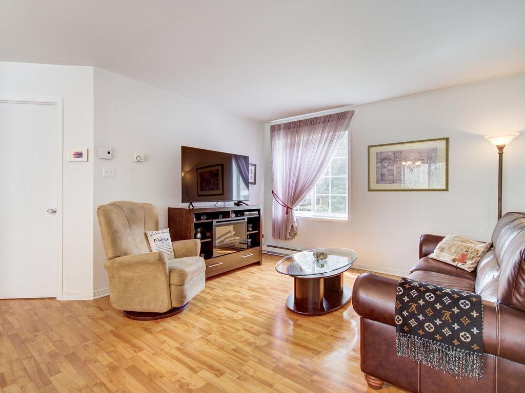 









567


Rue de l'Aviateur

,
Saint-Lin/Laurentides,




QC
J5M2K9

