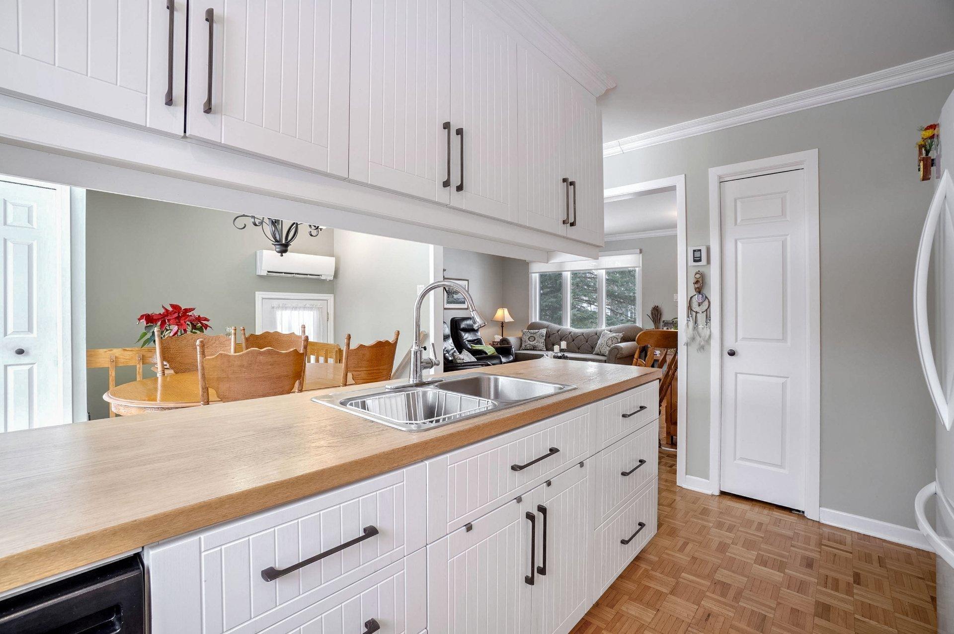 









115


Rue Empain

,
Oka,




QC
J0N1E0

