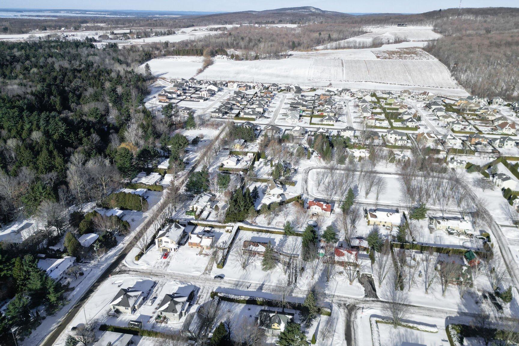 









115


Rue Empain

,
Oka,




QC
J0N1E0

