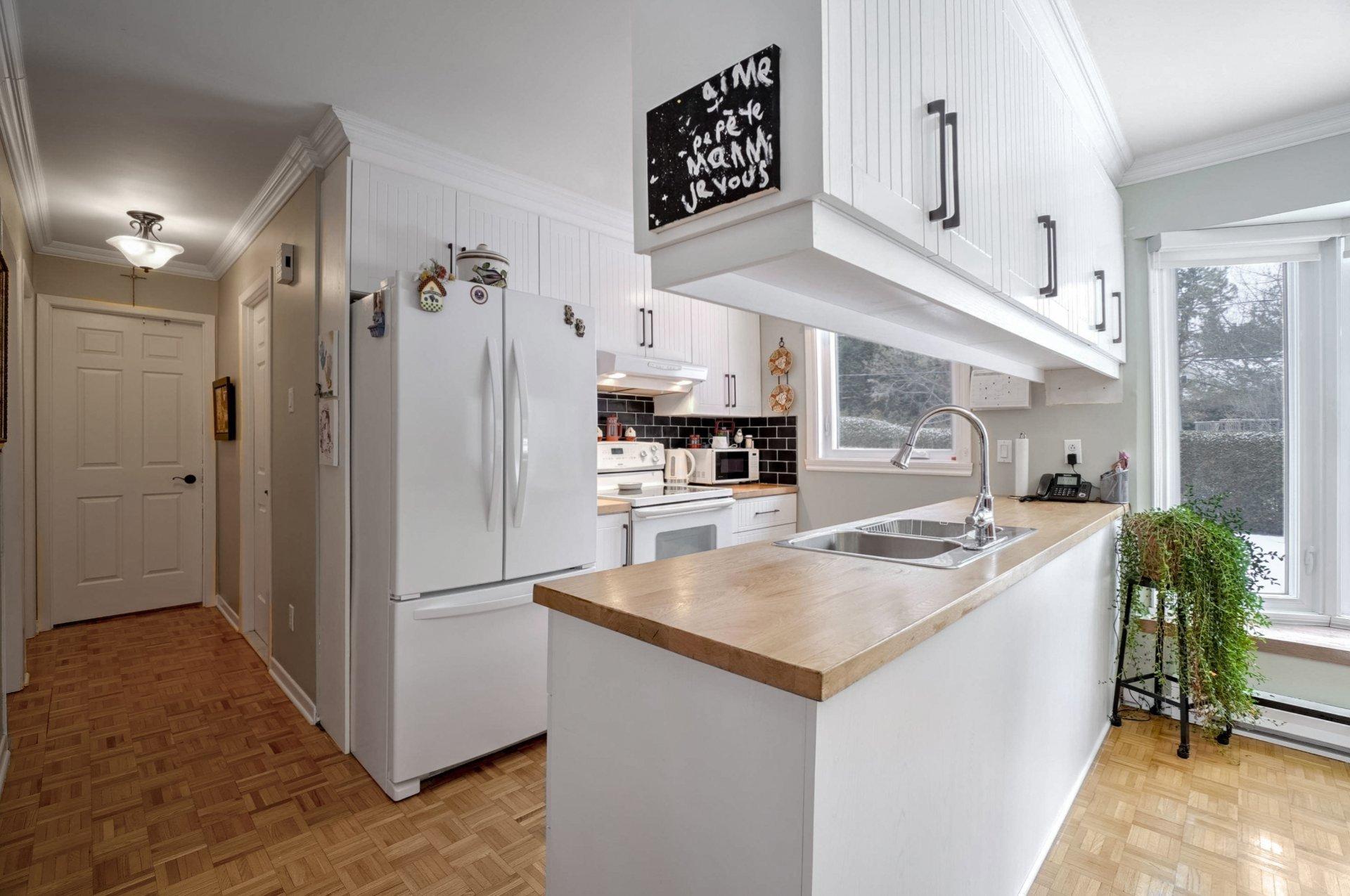 









115


Rue Empain

,
Oka,




QC
J0N1E0

