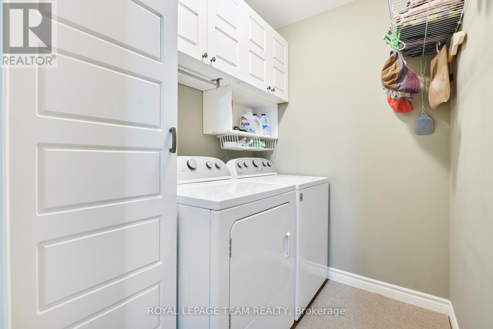 












47 WINDSOR DRIVE

,
Brockville,




Ontario
K6V3H7

