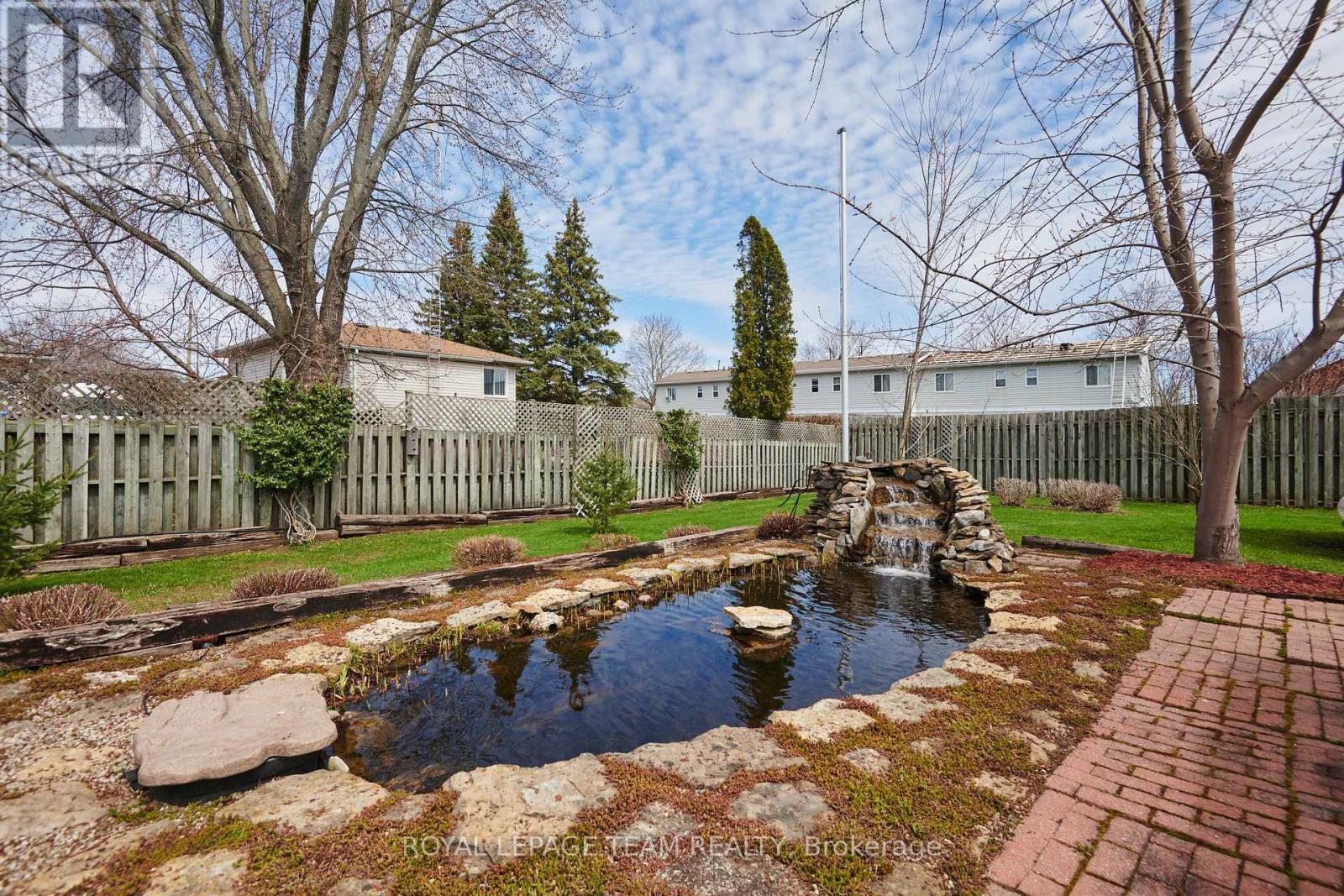 












47 WINDSOR DRIVE

,
Brockville,




Ontario
K6V3H7

