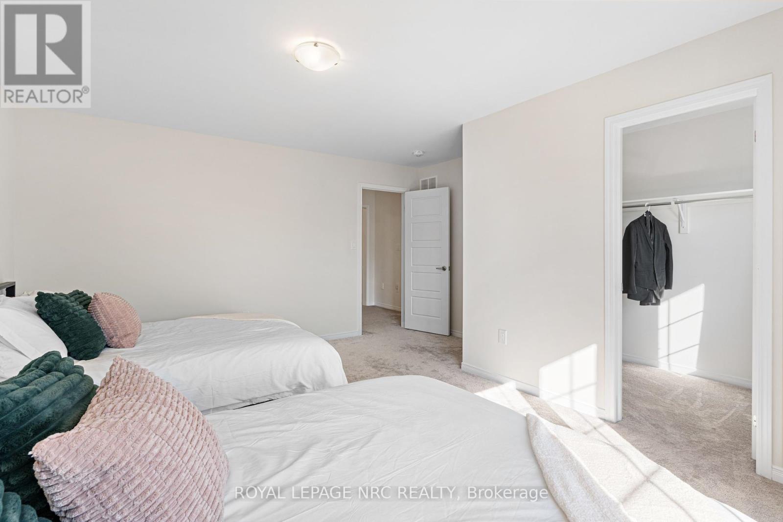 












16 DOREEN DRIVE

,
Thorold (Hurricane/Merrittville),




Ontario
L3B0G7

