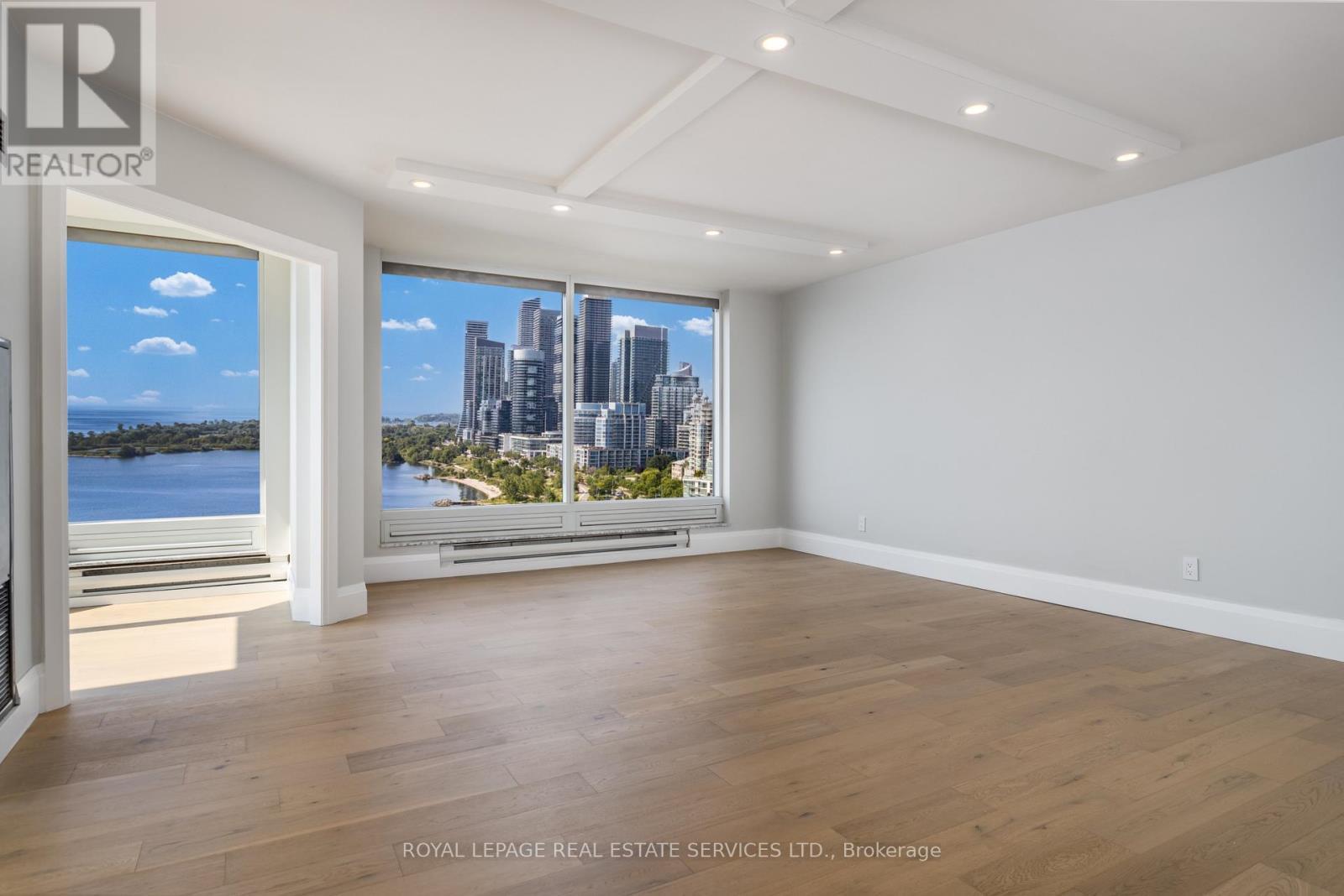 












1806 - 1 PALACE PIER COURT

,
Toronto,




Ontario
M8V3W9

