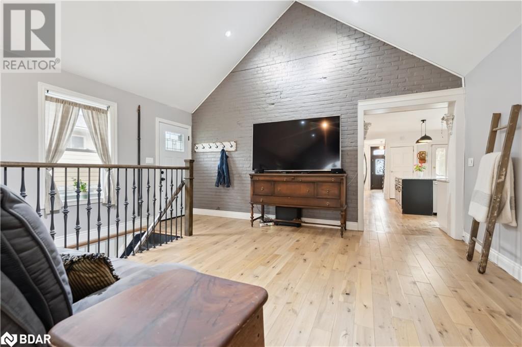 












42 BIELBY Street

,
Grand Valley,




Ontario
L9W5N3


