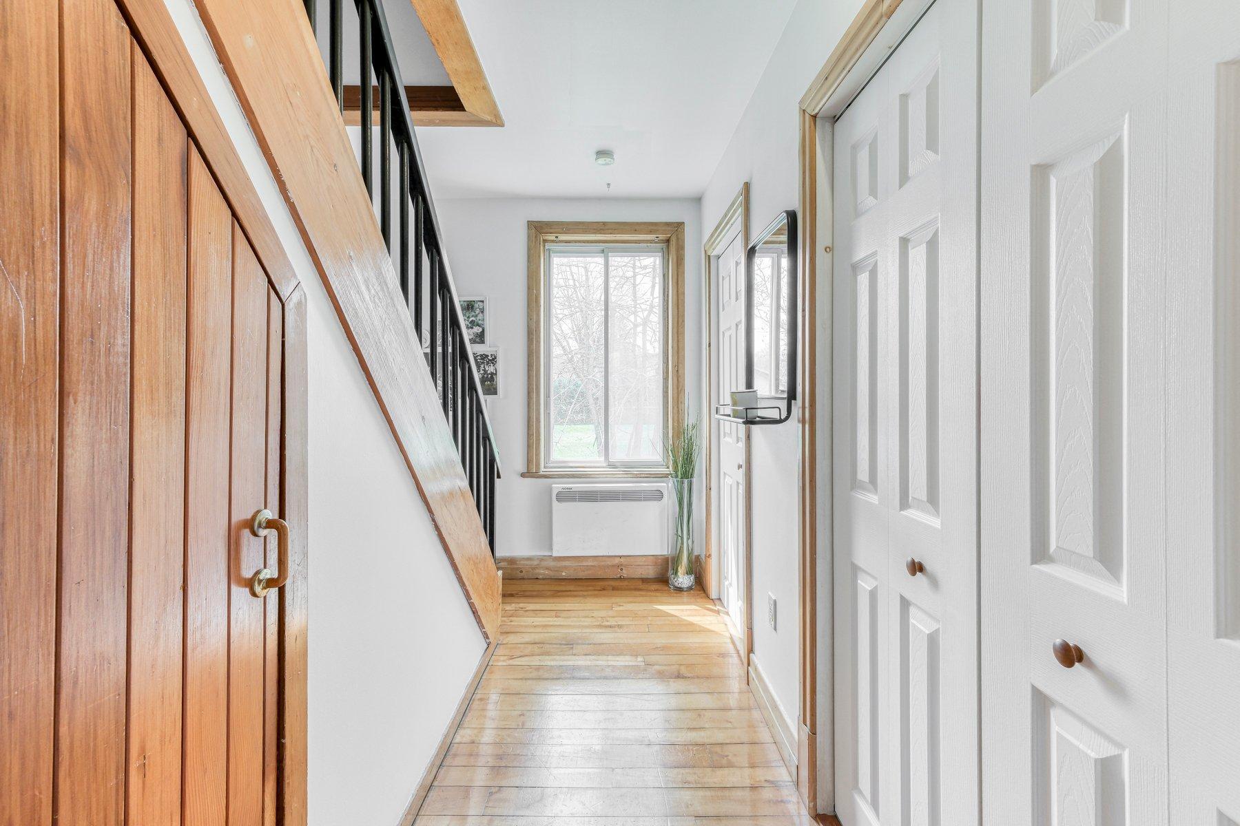 









371


Ch. Duhamel

,
Pincourt,




QC
J7W4E7


