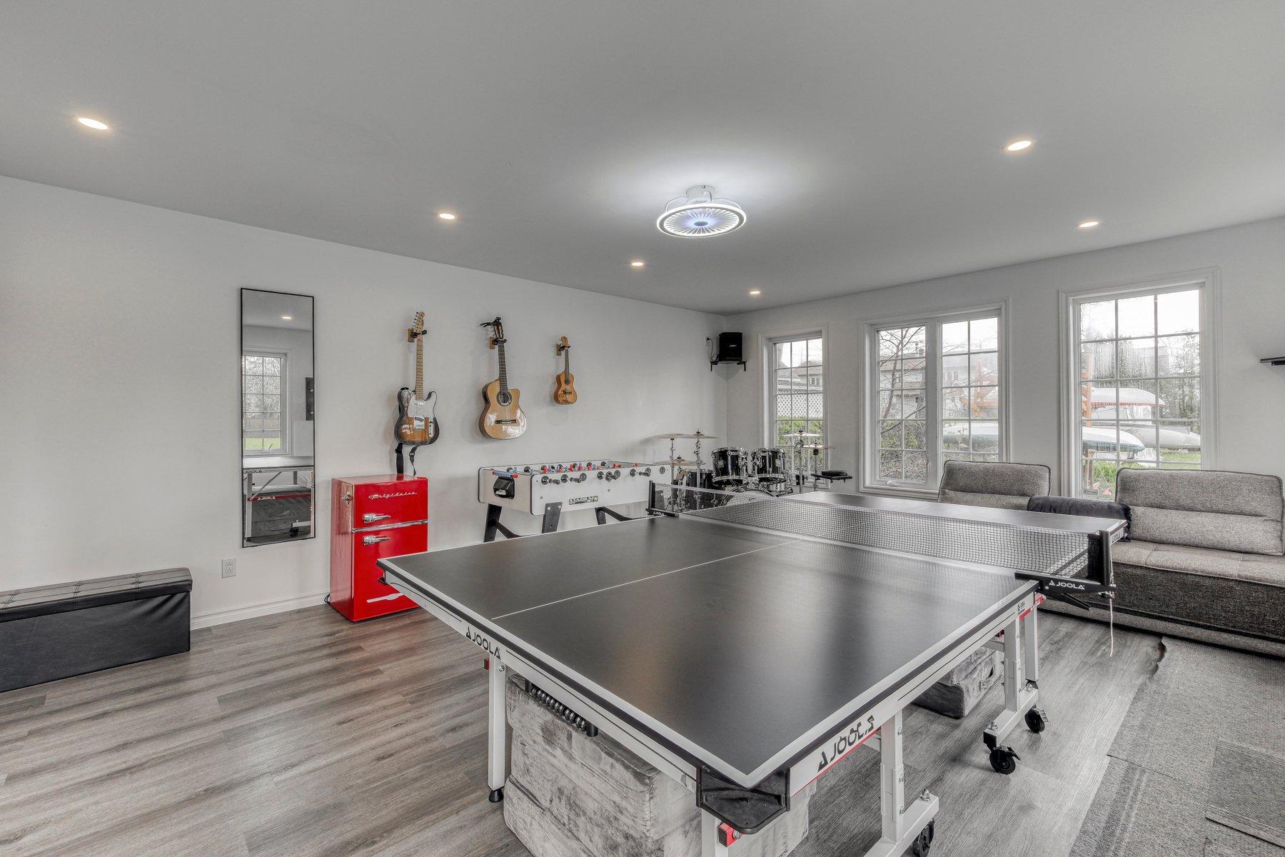 









371


Ch. Duhamel

,
Pincourt,




QC
J7W4E7

