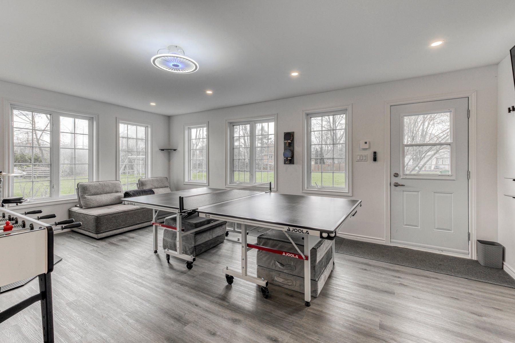 









371


Ch. Duhamel

,
Pincourt,




QC
J7W4E7

