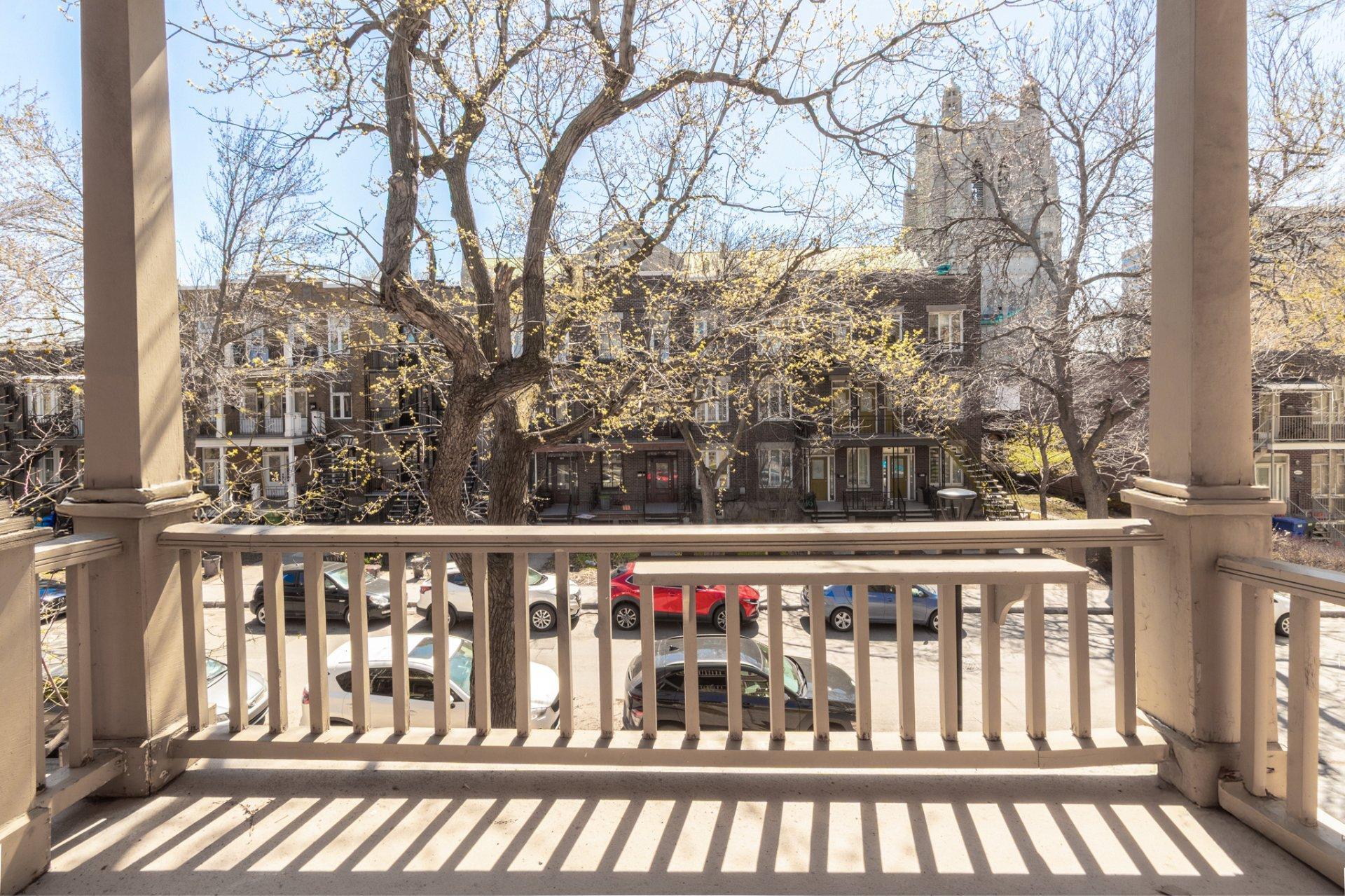 









8615


Rue Foucher

,
Montréal (Villeray/Saint-Michel/Parc-Extension),




QC
H2P2C3

