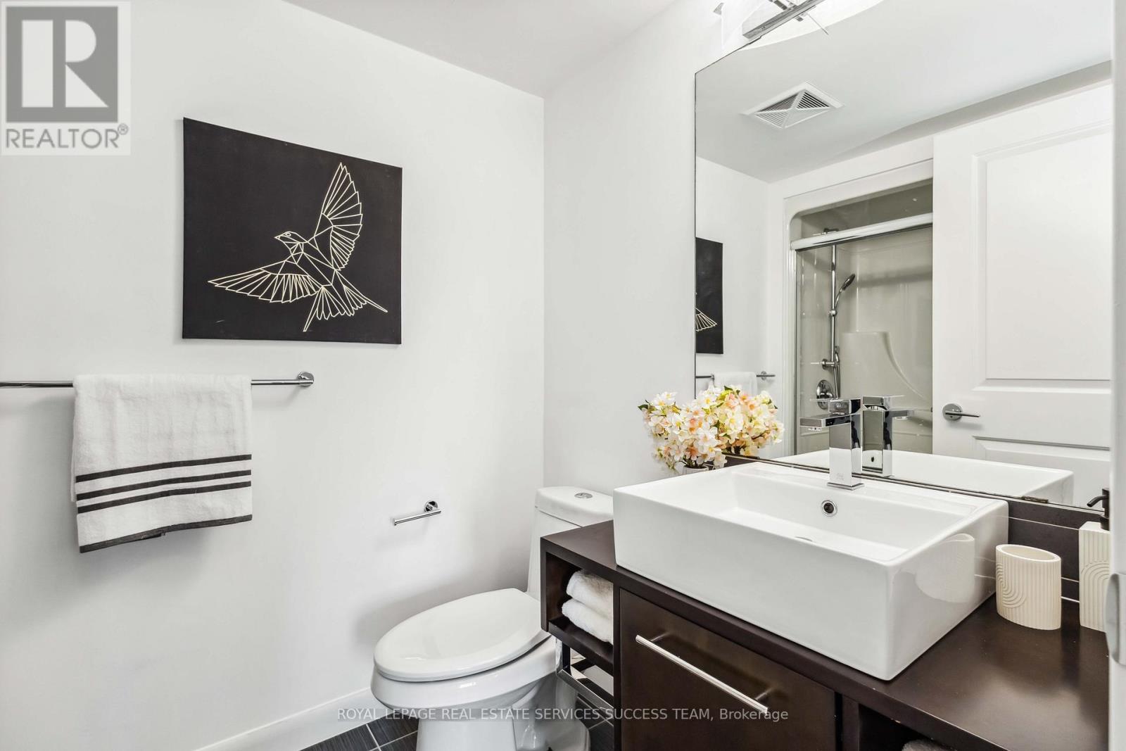 












1205 - 25 TOWN CENTRE COURT

,
Toronto,




Ontario
M1P0B4

