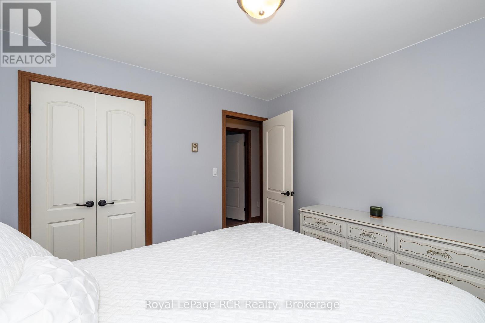 












37 ALICE STREET

,
South Bruce,




Ontario
N0H1A0

