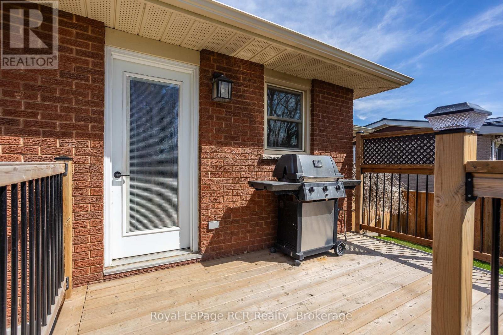 












37 ALICE STREET

,
South Bruce,




Ontario
N0H1A0

