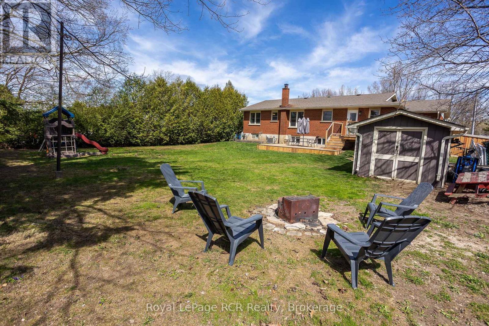 












37 ALICE STREET

,
South Bruce,




Ontario
N0H1A0

