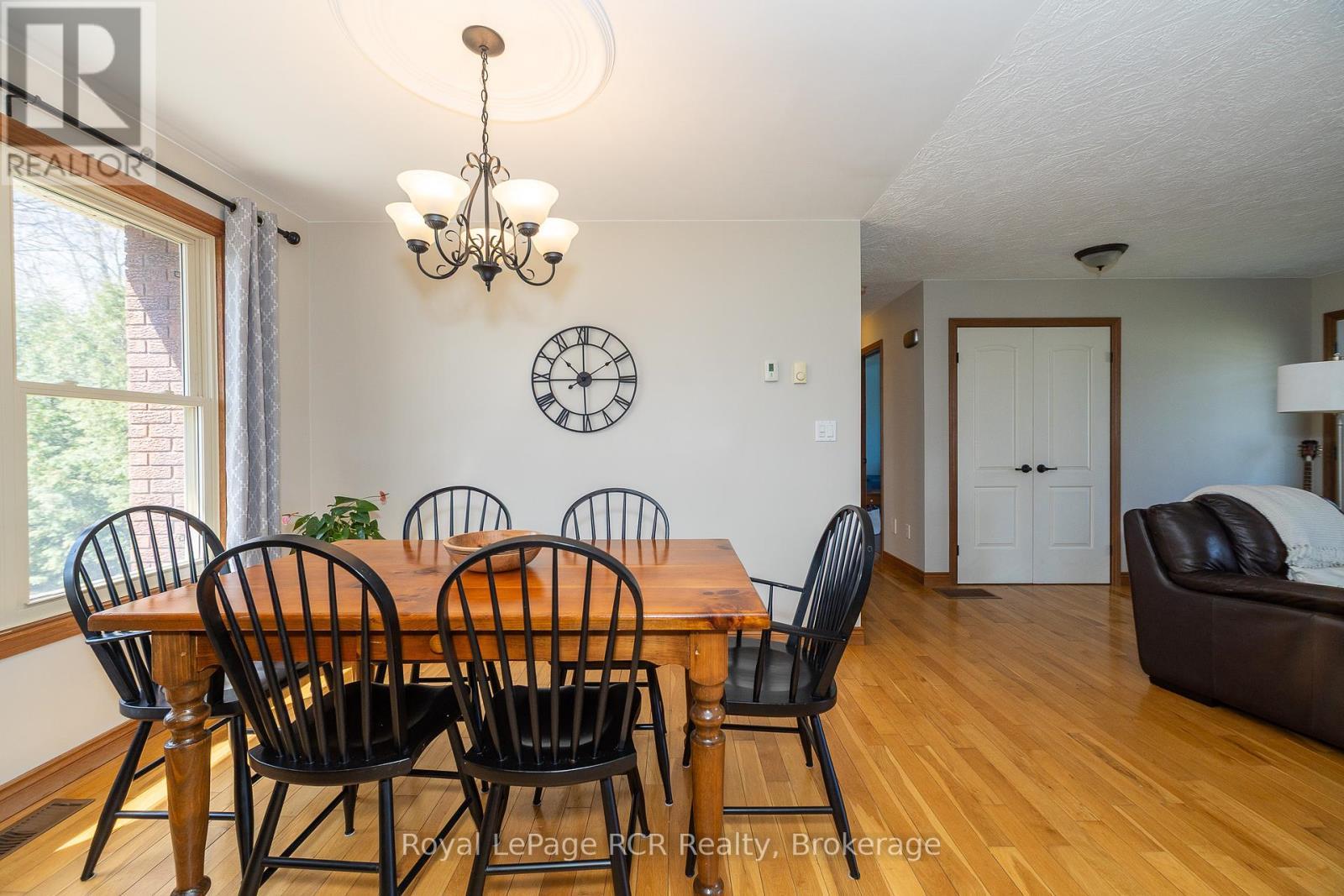 












37 ALICE STREET

,
South Bruce,




Ontario
N0H1A0

