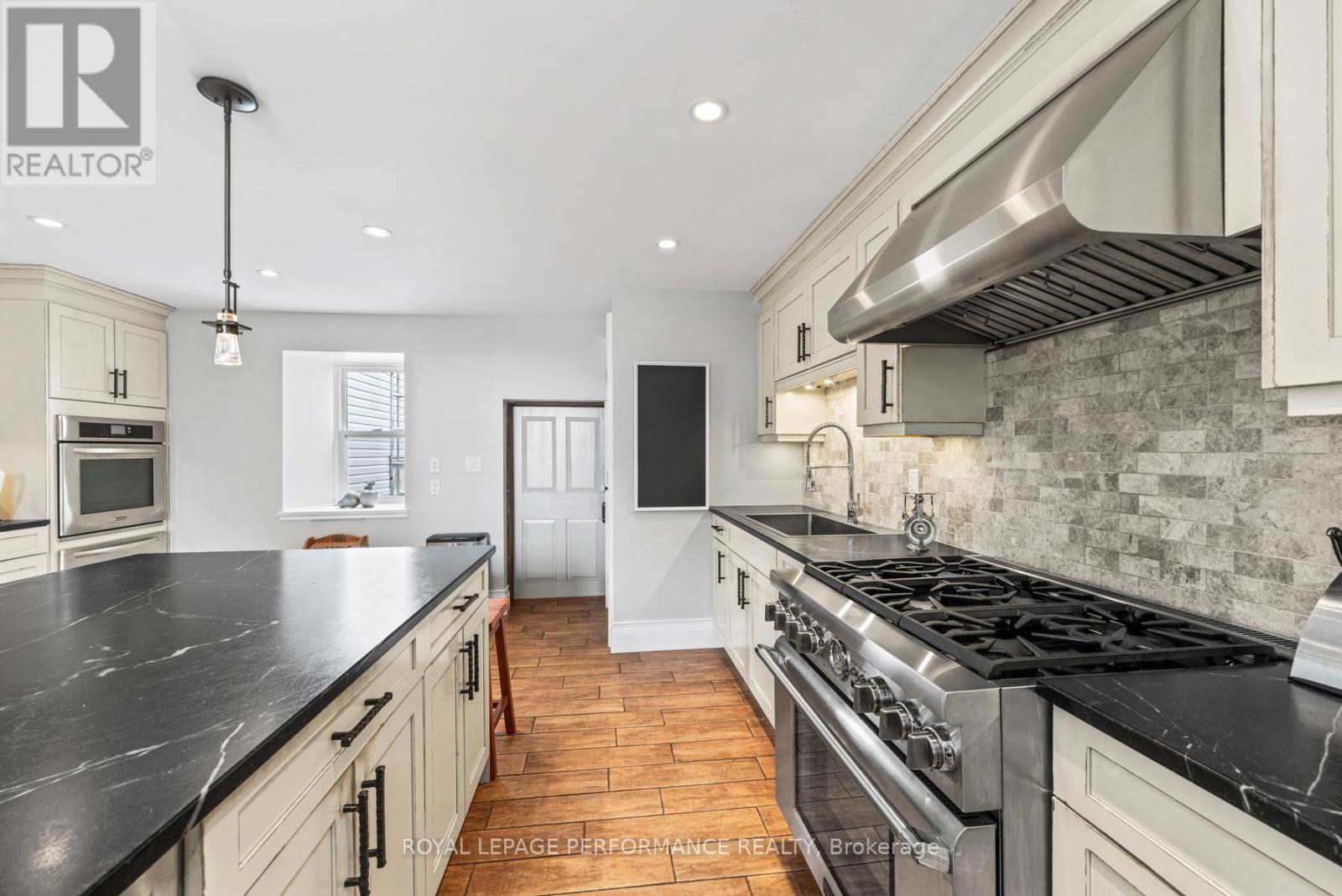 












363 HUFFMAN ROAD

,
Stone Mills (Stone Mills),




Ontario
K0K3N0

