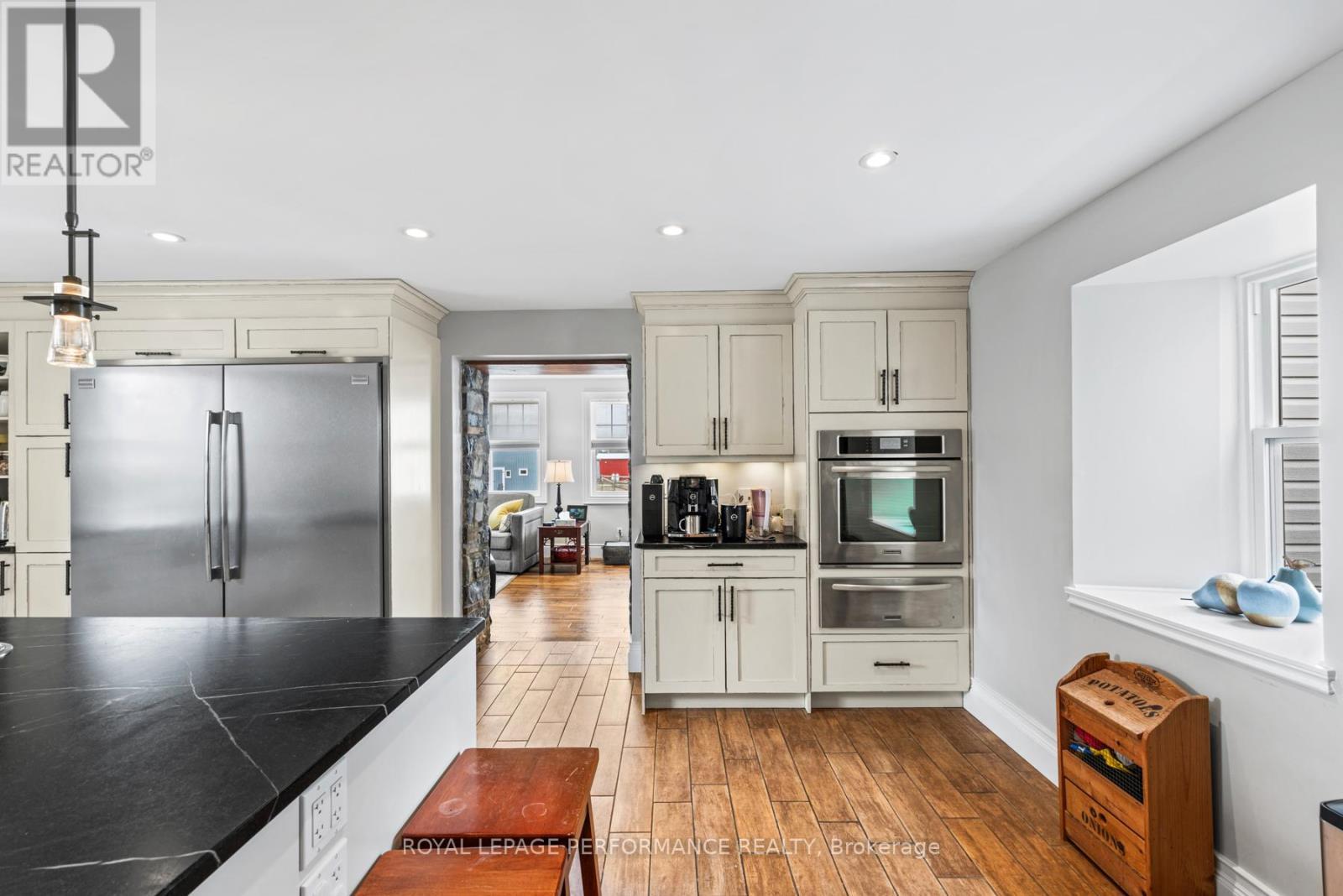 












363 HUFFMAN ROAD

,
Stone Mills (Stone Mills),




Ontario
K0K3N0

