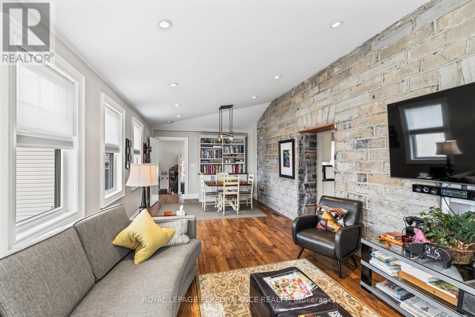 












363 HUFFMAN ROAD

,
Stone Mills (Stone Mills),




Ontario
K0K3N0

