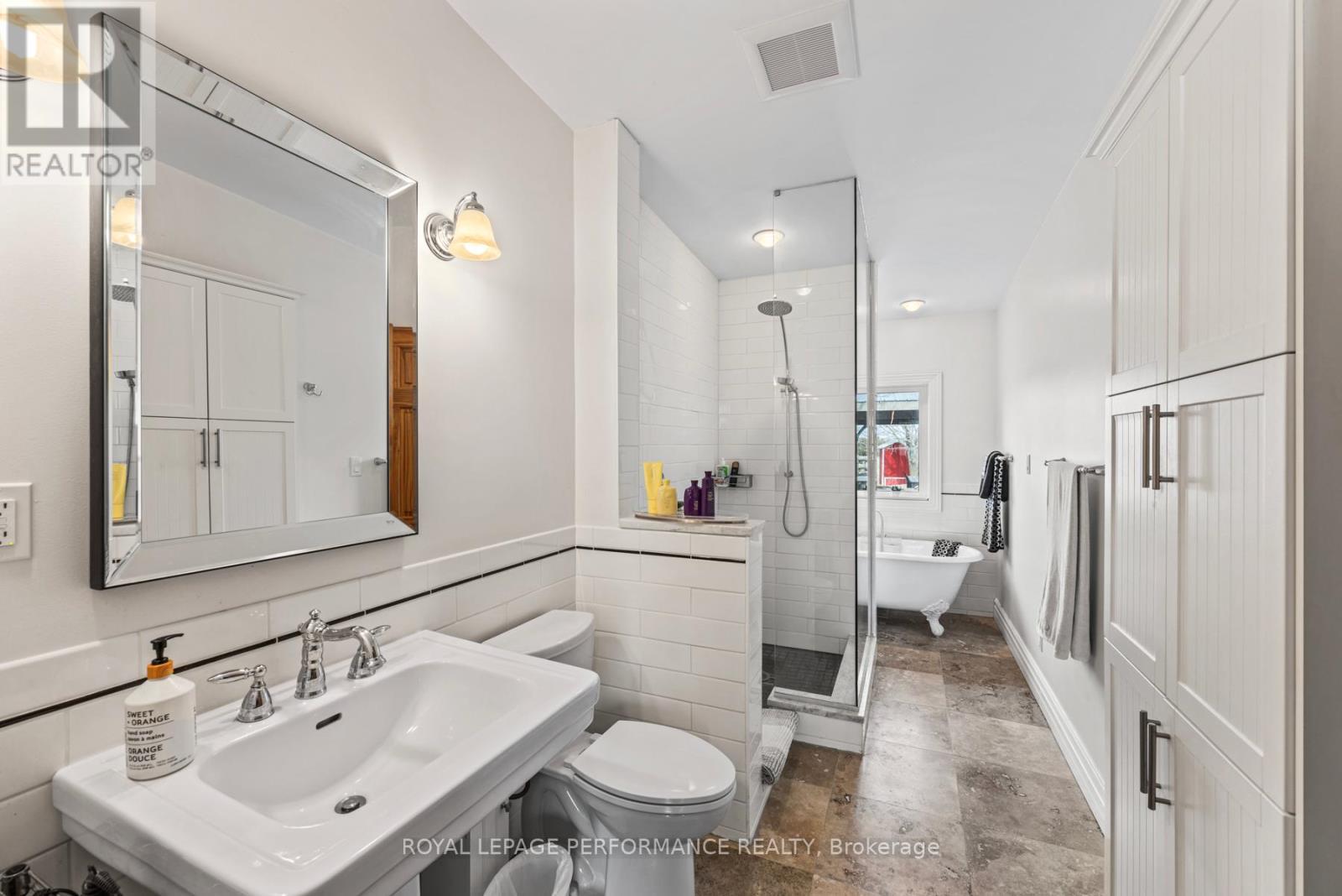 












363 HUFFMAN ROAD

,
Stone Mills (Stone Mills),




Ontario
K0K3N0


