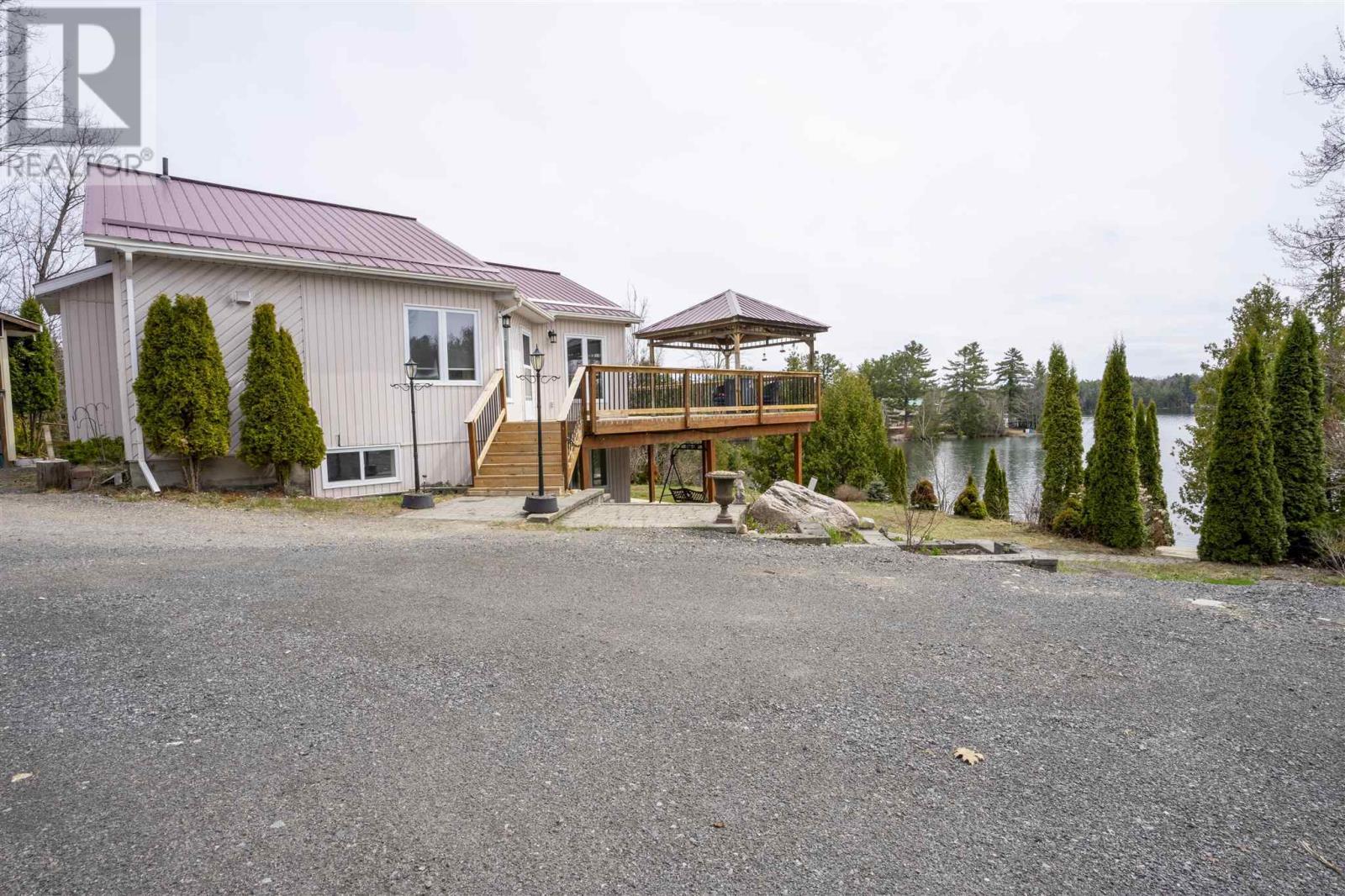 












1231 Lauzon Village RD

,
Algoma Mills,




Ontario
P0R1A0

