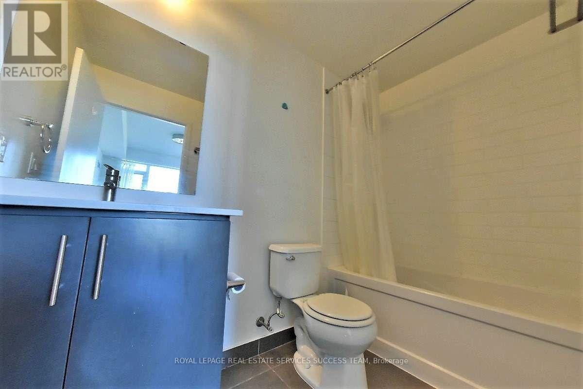 












1802 - 365 PRINCE OF WALES DRIVE

,
Mississauga,




Ontario
L5B0A1

