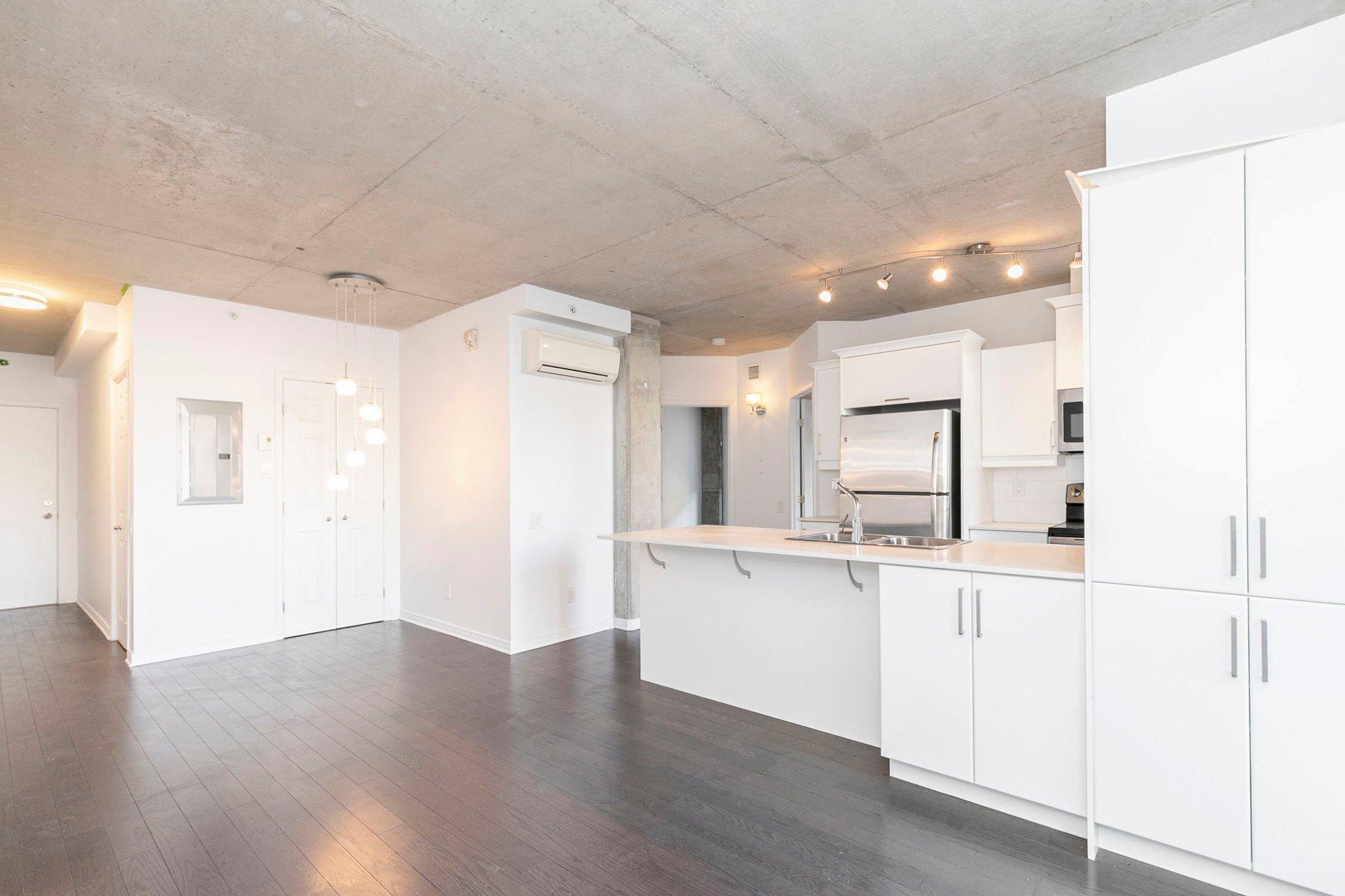 









1235


Rue Bishop

, 520,
Montréal (Ville-Marie),




QC
H3G0A6

