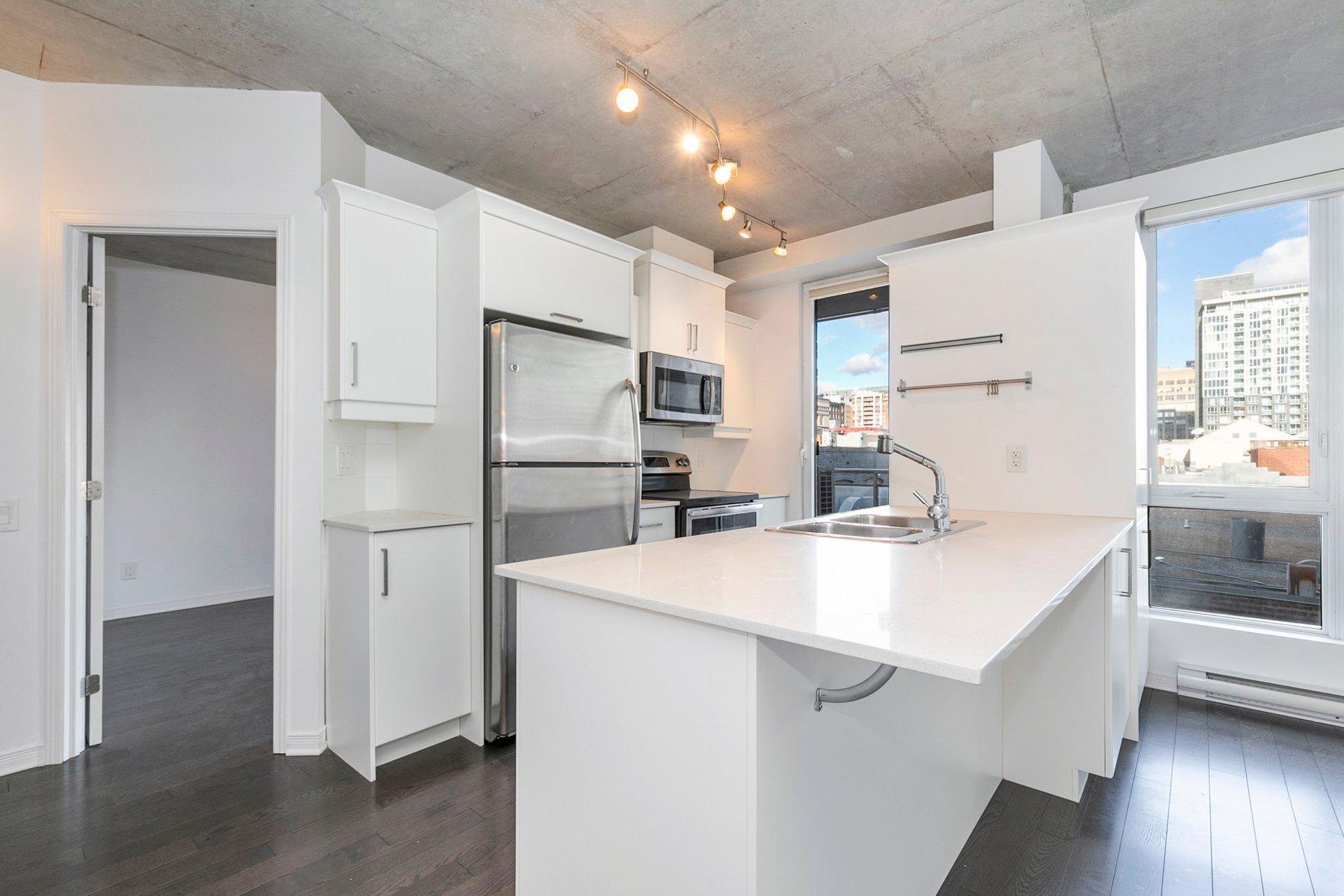 









1235


Rue Bishop

, 520,
Montréal (Ville-Marie),




QC
H3G0A6


