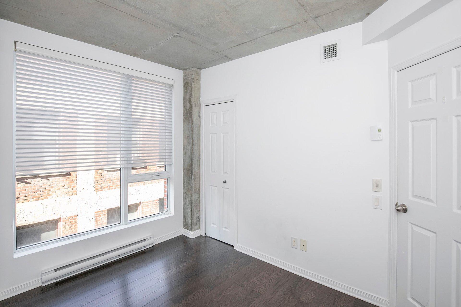 









1235


Rue Bishop

, 520,
Montréal (Ville-Marie),




QC
H3G0A6

