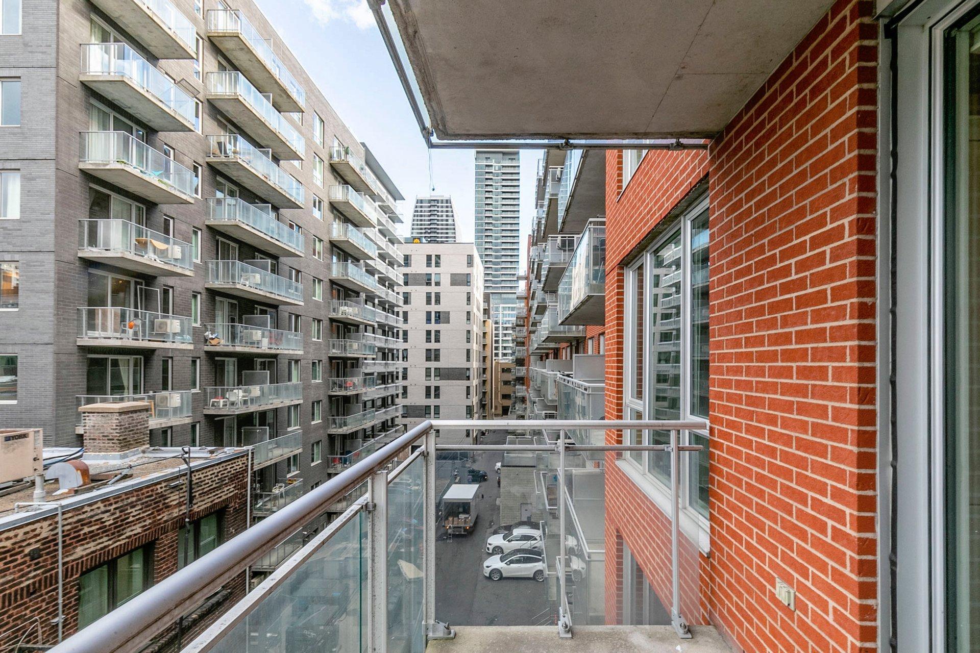 









1235


Rue Bishop

, 520,
Montréal (Ville-Marie),




QC
H3G0A6

