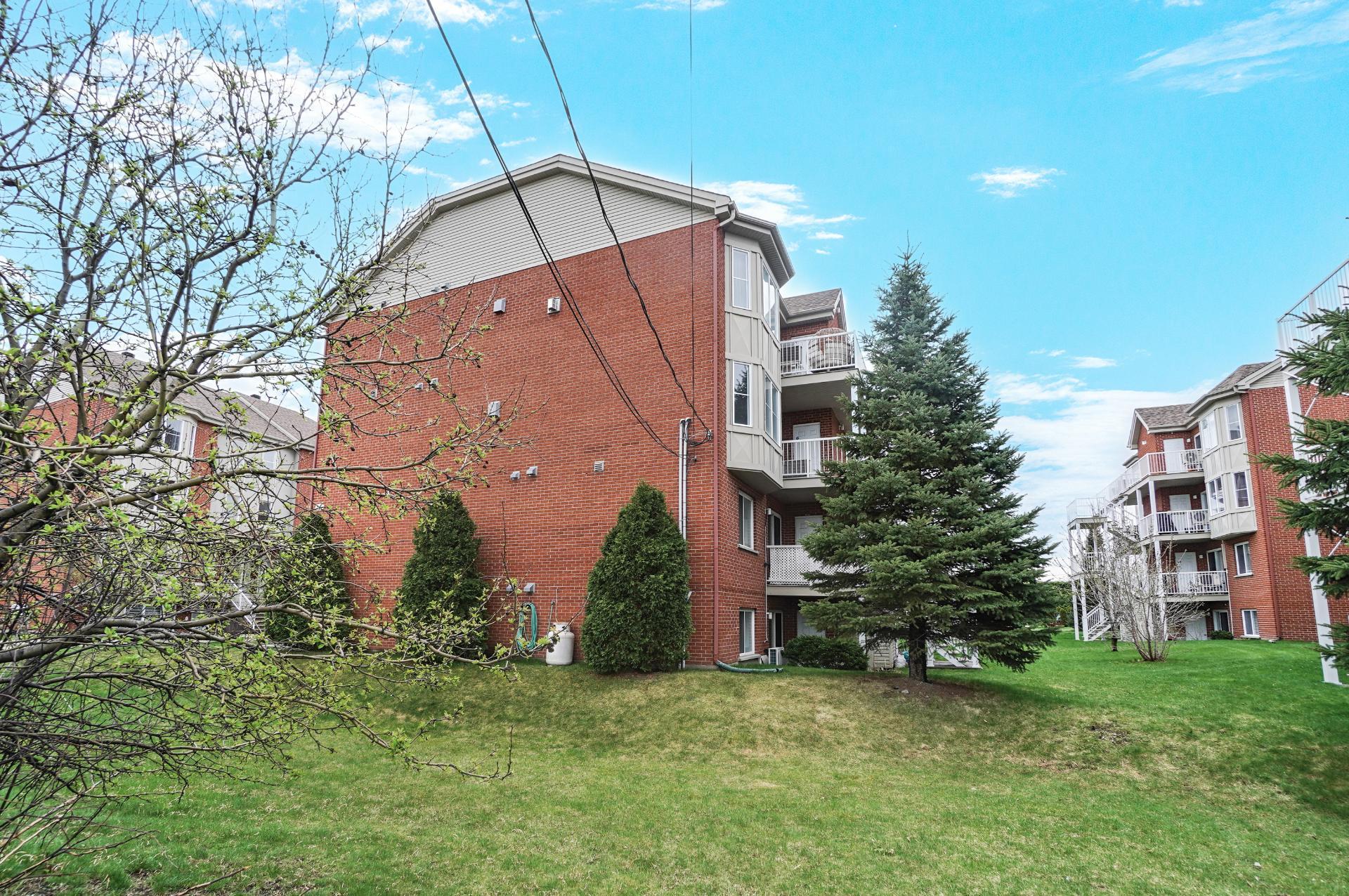 









6775


Av. Raoul

, 8,
Longueuil (Saint-Hubert),




QC
J3Y0A9

