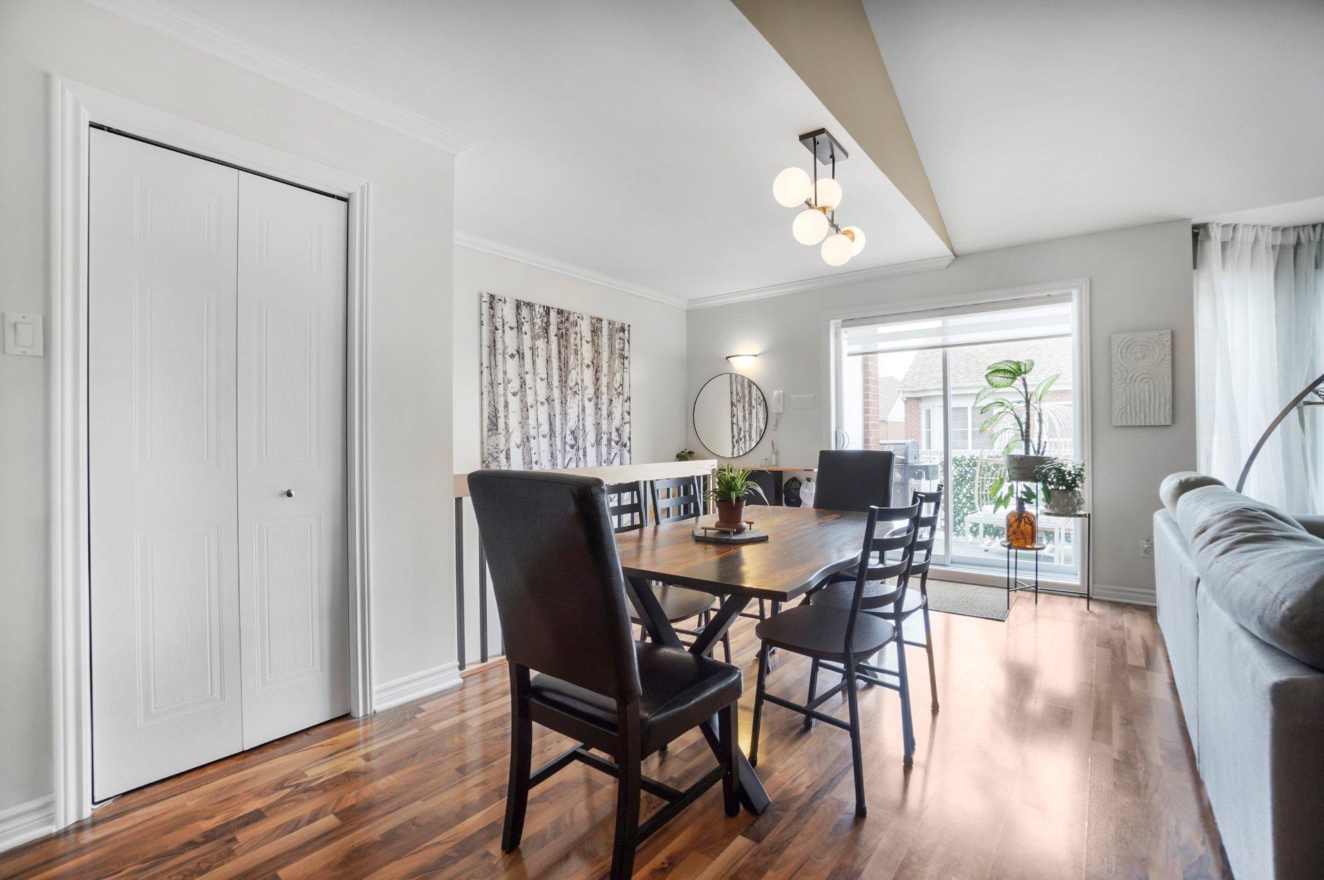 









6775


Av. Raoul

, 8,
Longueuil (Saint-Hubert),




QC
J3Y0A9

